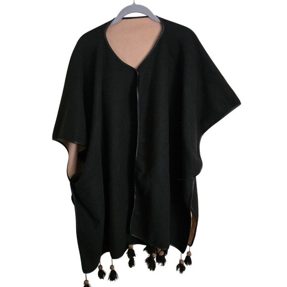 Neutral Reversible Cape Poncho Beige Black Faux Leather Trim Pom Pom One Size - Picture 2 of 6